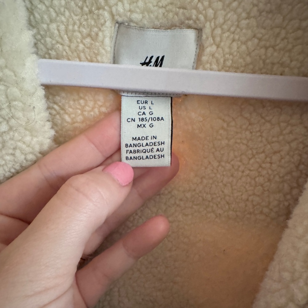 H&M shacket! - Picture 2 of 3